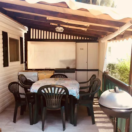 Mobilhome Tout Confort Camping 4 Etoiles L Ayguade * イエール