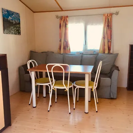Mobilhome Tout Confort Camping 4 Etoiles L Ayguade イエール